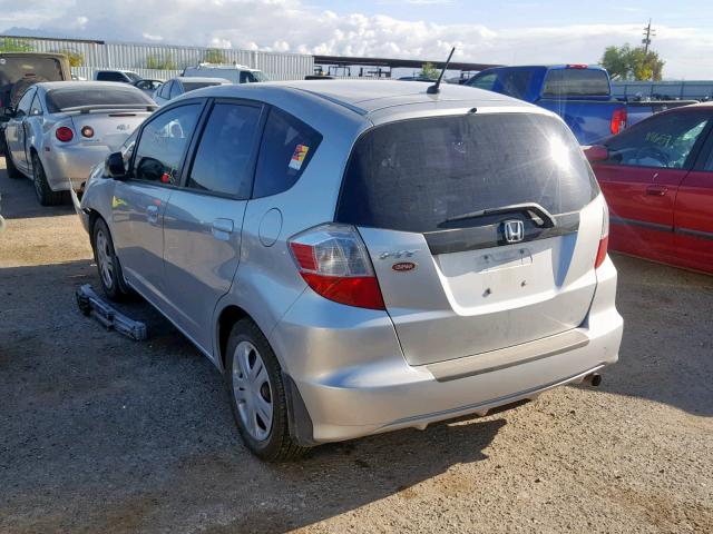 JHMGE8H34BC028672 - 2011 HONDA FIT SILVER photo 3