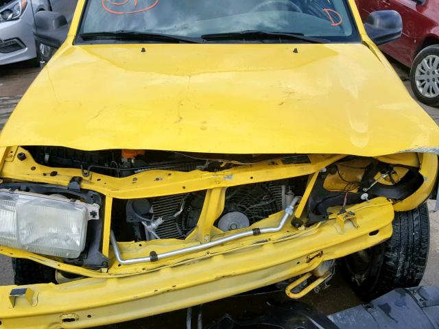 2CNBJ78C836905039 - 2003 CHEVROLET TRACKER ZR YELLOW photo 7