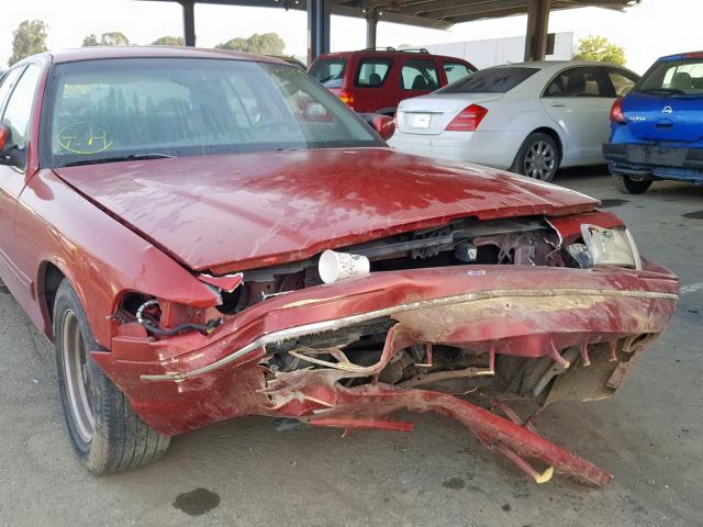 2FAFP73W5XX131585 - 1999 FORD CROWN VICT RED photo 9