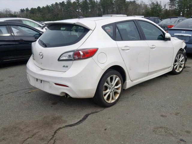 JM1BL1H63A1181587 - 2010 MAZDA 3 S WHITE photo 4