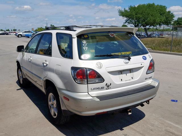 JTJHF10U010210462 - 2001 LEXUS RX 300 WHITE photo 3