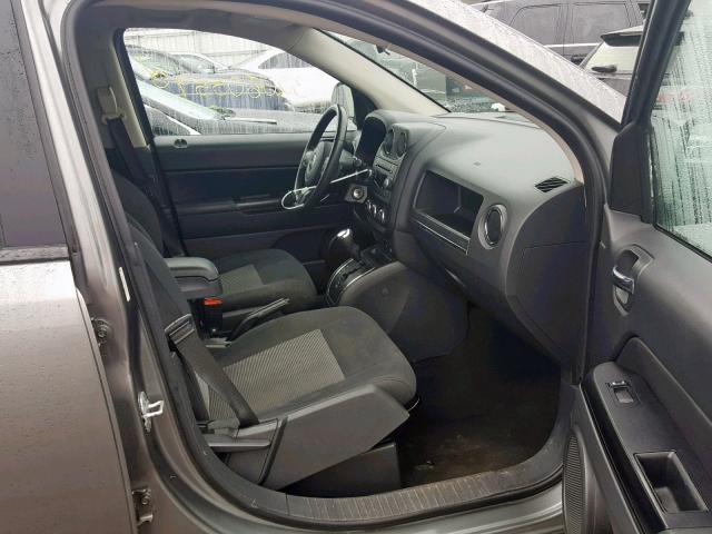 1J4NT1FB1BD264426 - 2011 JEEP COMPASS SP 灰色 照片 5