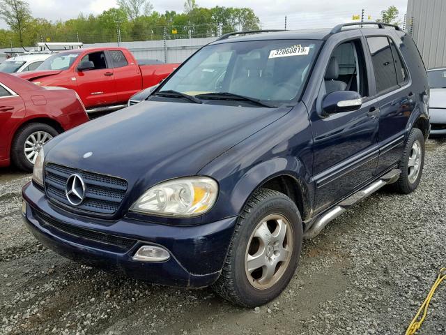 4JGAB57E43A426281 - 2003 MERCEDES-BENZ ML 350 BLUE photo 2