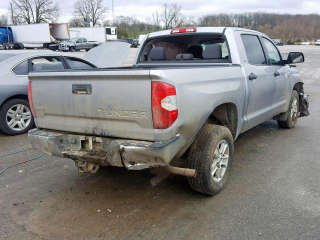 5TFDW5F19FX483565 - 2015 TOYOTA TUNDRA CRE SILVER photo 4