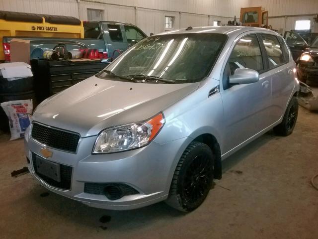 KL1TD6DE4BB197103 - 2011 CHEVROLET AVEO LS SILVER photo 2