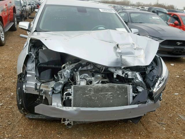 1G11C5SL6FF329994 - 2015 CHEVROLET MALIBU 1LT ვერცხლისფერი ფოტო 9