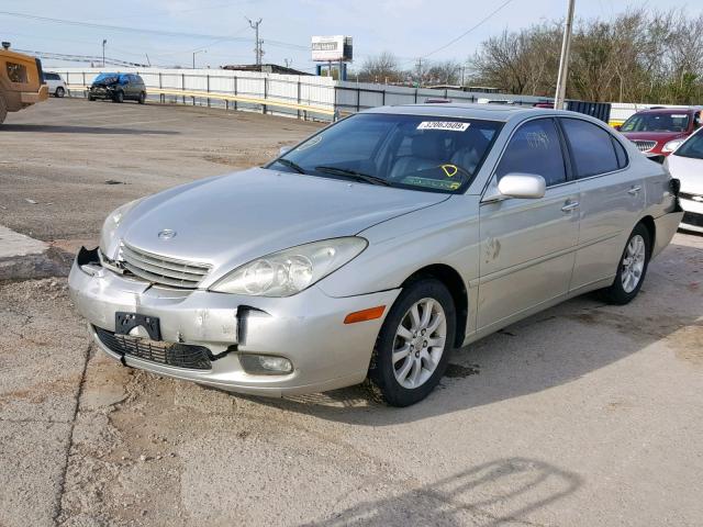 JTHBF30G025020968 - 2002 LEXUS ES 300 SILVER photo 2