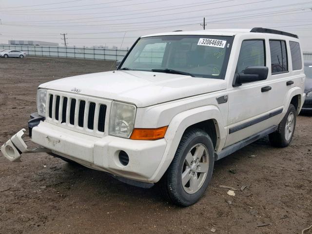 1J8HG48K06C334301 - 2006 JEEP COMMANDER WHITE photo 2