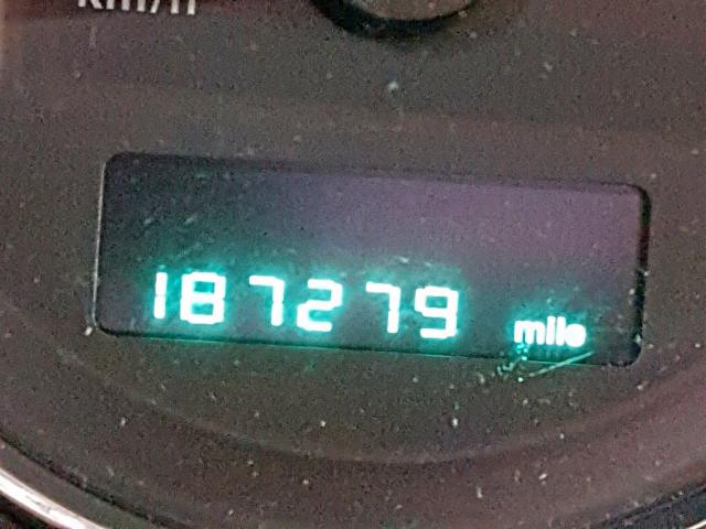 1J8HG48K06C334301 - 2006 JEEP COMMANDER WHITE photo 8