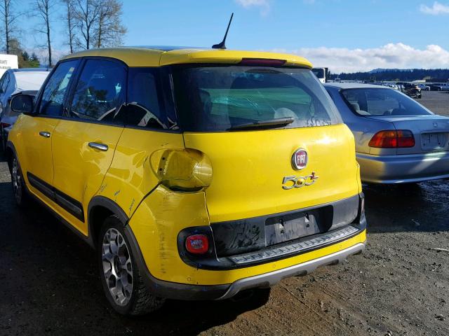 ZFBCFADH1EZ013525 - 2014 FIAT 500L TREKK YELLOW photo 3