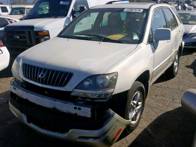 JT6HF10U8Y0125227 - 2000 LEXUS RX 300 WHITE photo 2