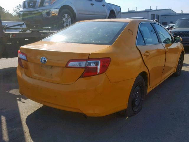 4T1BD1FK1EU101944 - 2014 TOYOTA CAMRY HYBR YELLOW photo 4