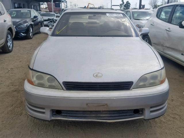 JT8GK13T9R0011935 - 1994 LEXUS ES 300 GOLD photo 9