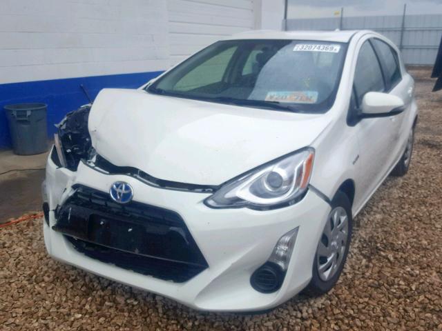 JTDKDTB37F1582493 - 2015 TOYOTA PRIUS C WHITE photo 2