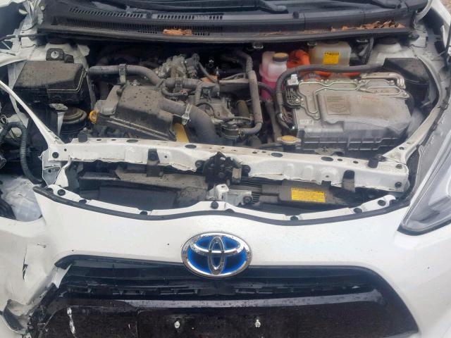 JTDKDTB37F1582493 - 2015 TOYOTA PRIUS C WHITE photo 7