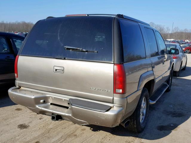 1GYEK13R2YR120299 - 2000 CADILLAC ESCALADE GOLD photo 4