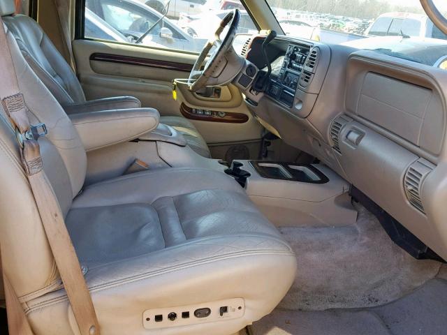 1GYEK13R2YR120299 - 2000 CADILLAC ESCALADE GOLD photo 5