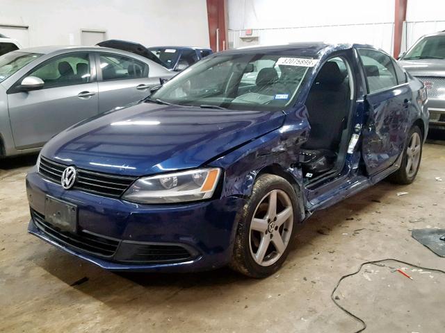 3VW2K7AJ3CM395759 - 2012 VOLKSWAGEN JETTA BASE BLUE photo 2