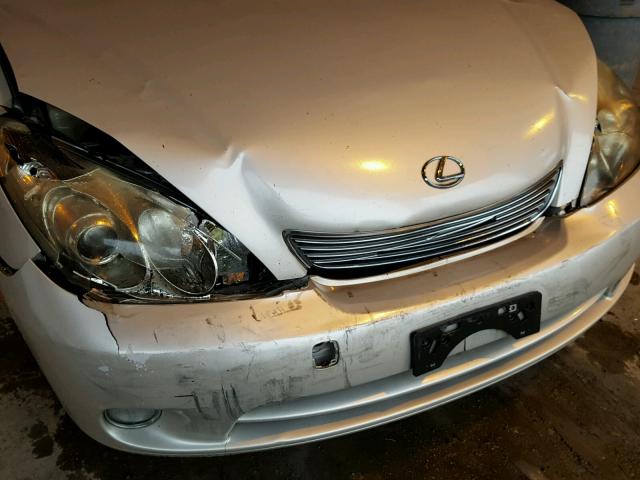 JTHBA30G855080628 - 2005 LEXUS ES 330 SILVER photo 9