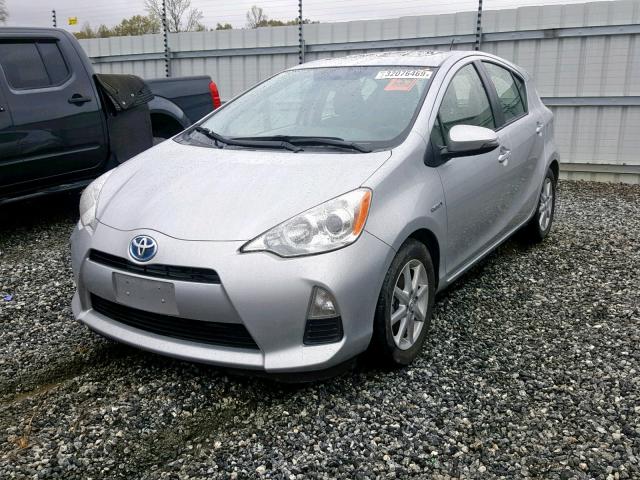 JTDKDTB31E1064765 - 2014 TOYOTA PRIUS C SILVER photo 2