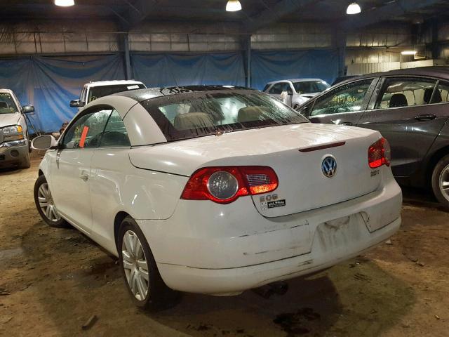 WVWBA71F17V051473 - 2007 VOLKSWAGEN EOS 2.0T WHITE photo 3