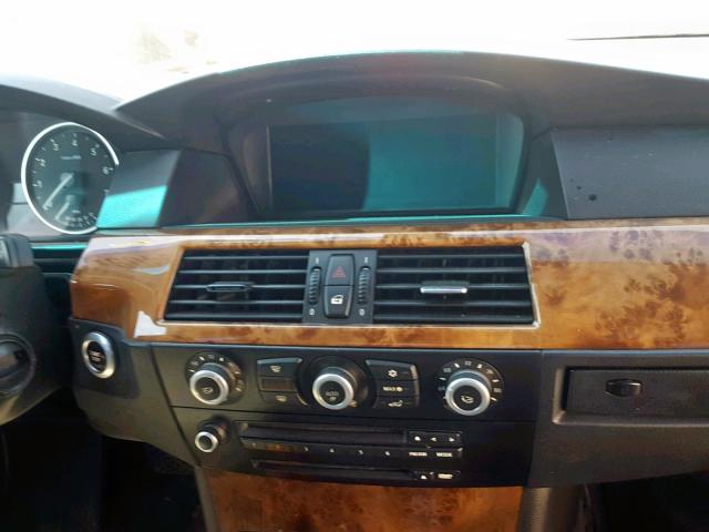 WBANV13548CZ57226 - 2008 BMW 528 XI BLACK photo 9