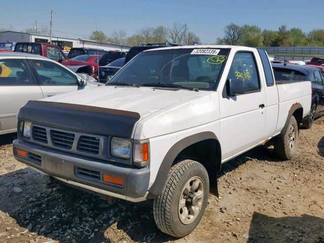 1N6SD16Y3PC375838 - 1993 NISSAN TRUCK KING WHITE photo 2