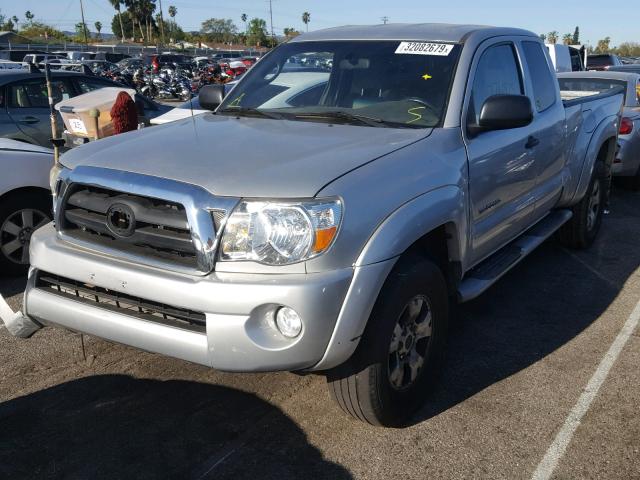 5TETU62NX7Z359024 - 2007 TOYOTA TACOMA PRE SILVER photo 2