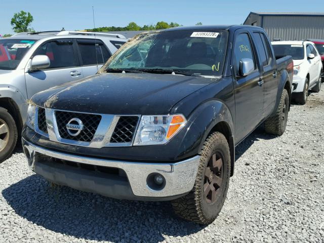 1N6AD07U87C404106 - 2007 NISSAN FRONTIER C BLACK photo 2