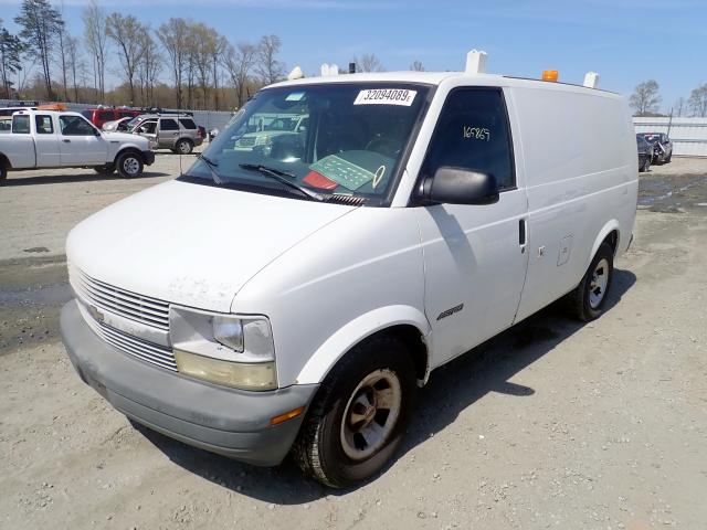 1GCDM19W81B141228 - 2001 CHEVROLET ASTRO WHITE photo 2