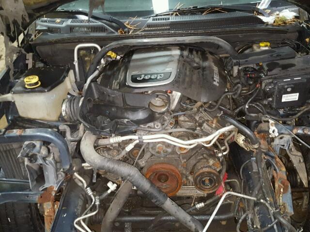 1J8HG58267C584651 - 2007 JEEP COMMANDER 灰色 照片 7