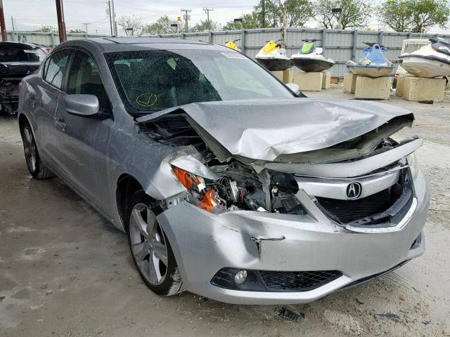 19VDE1F55DE002697 - 2013 ACURA ILX 20 PRE SILVER photo 1