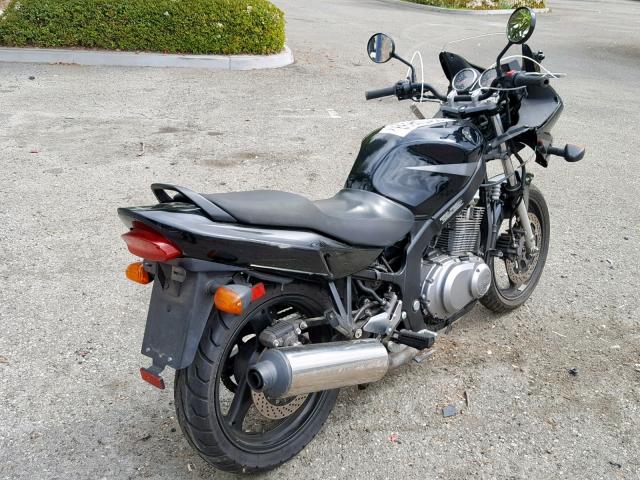 VTTGM51A492102228 - 2009 SUZUKI GS500 BLACK photo 4