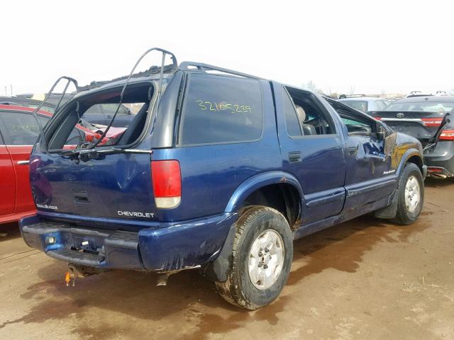 1GNDT13W9Y2315868 - 2000 CHEVROLET BLAZER BLUE photo 4