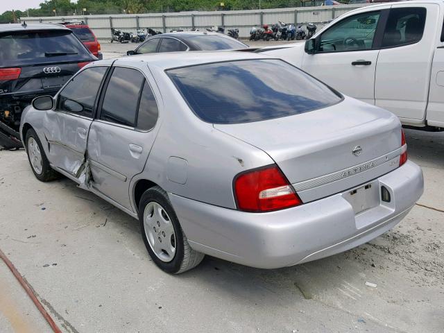 1N4DL01D8YC199230 - 2000 NISSAN ALTIMA XE SILVER photo 3