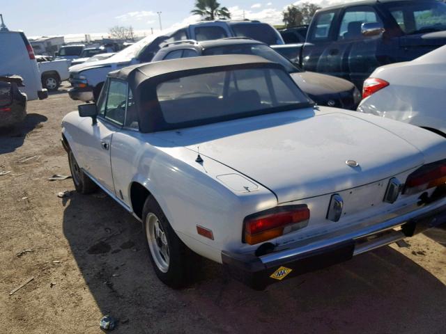 ZFAAS00B0B8184190 - 1981 FIAT 124 SPIDER WHITE photo 3