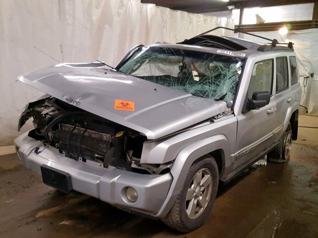 1J4RG4GK9AC156954 - 2010 JEEP COMMANDER SILVER photo 2