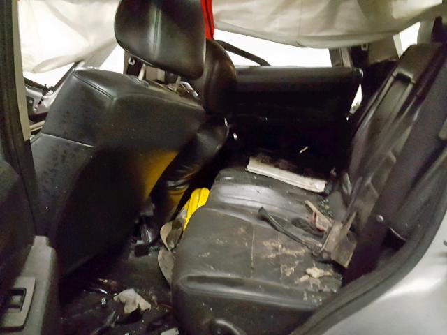 1J4RG4GK9AC156954 - 2010 JEEP COMMANDER SILVER photo 6