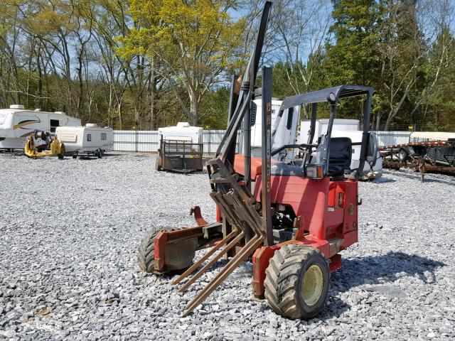 C35181 - 2003 FORK FORKLIFT RED photo 2