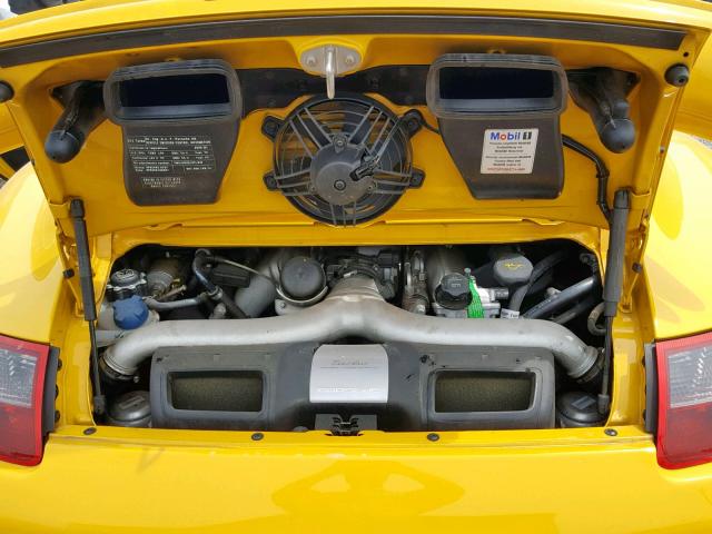 WP0AD29989S766615 - 2009 PORSCHE 911 TURBO YELLOW photo 7