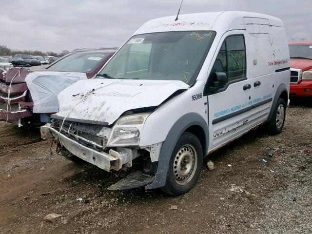 NM0LS7DN0AT011891 - 2010 FORD TRANSIT CO WHITE photo 2