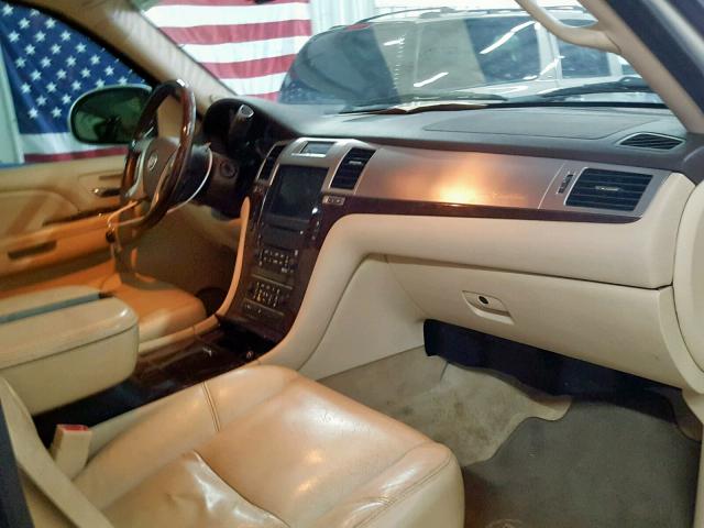 1GYFC66898R216870 - 2008 CADILLAC ESCALADE E WHITE photo 9