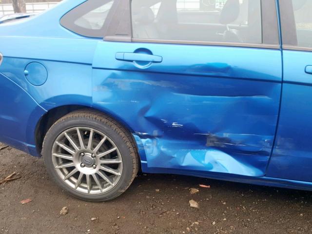 1FAHP3GN3BW139904 - 2011 FORD FOCUS SES BLUE photo 9