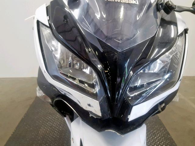 JKAEX8A1XHDA33032 - 2017 KAWASAKI EX300 A WHITE photo 9