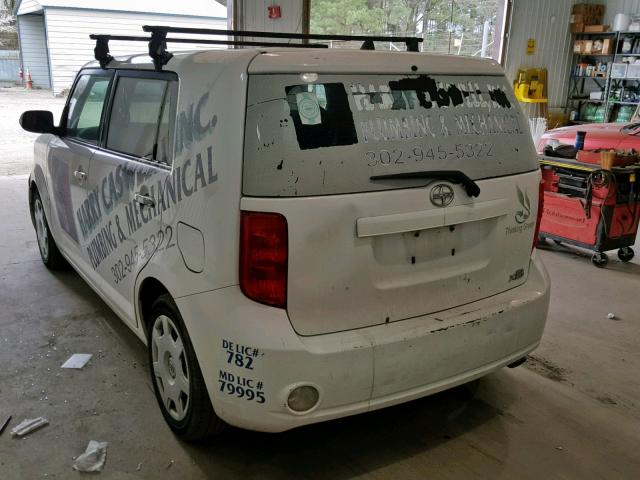 JTLKE50EX81039627 - 2008 TOYOTA SCION XB WHITE photo 3