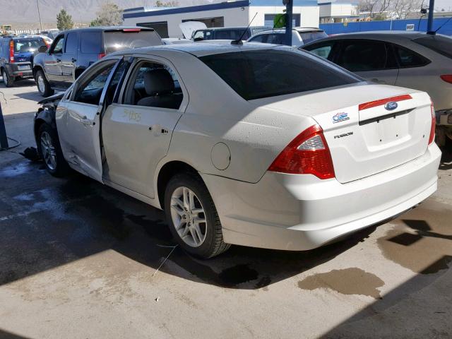 3FAHP0GA4CR258240 - 2012 FORD FUSION S WHITE photo 3