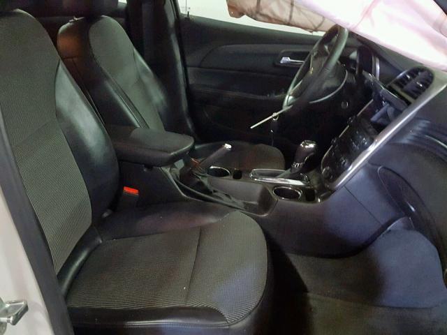1G11C5SL3EF249843 - 2014 CHEVROLET MALIBU 1LT WHITE photo 5