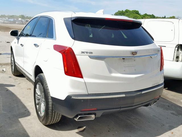 1GYKNCRSXJZ213979 - 2018 CADILLAC XT5 LUXURY WHITE photo 3