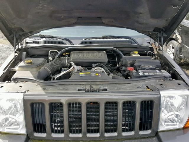 1J8HG48N16C221130 - 2006 JEEP COMMANDER GREEN photo 7