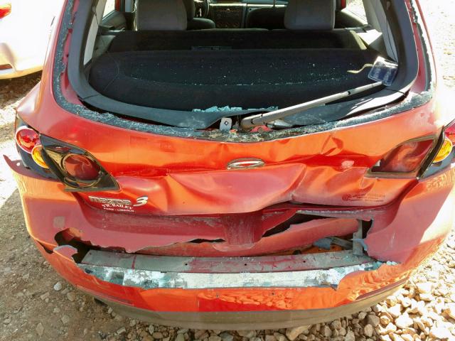 JM1BK143541137500 - 2004 MAZDA 3 HATCHBAC RED photo 9